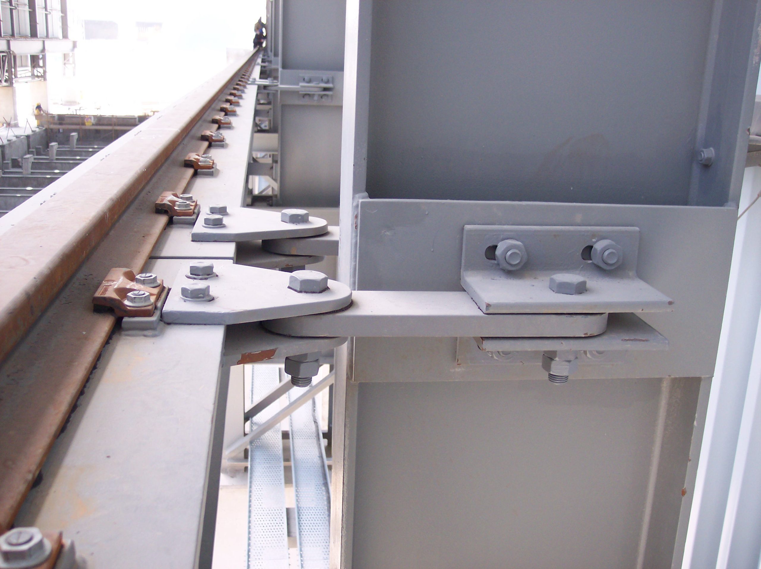 Tieback Assemblies  Surge Connectors - Gantrex Crane Rail Solutions